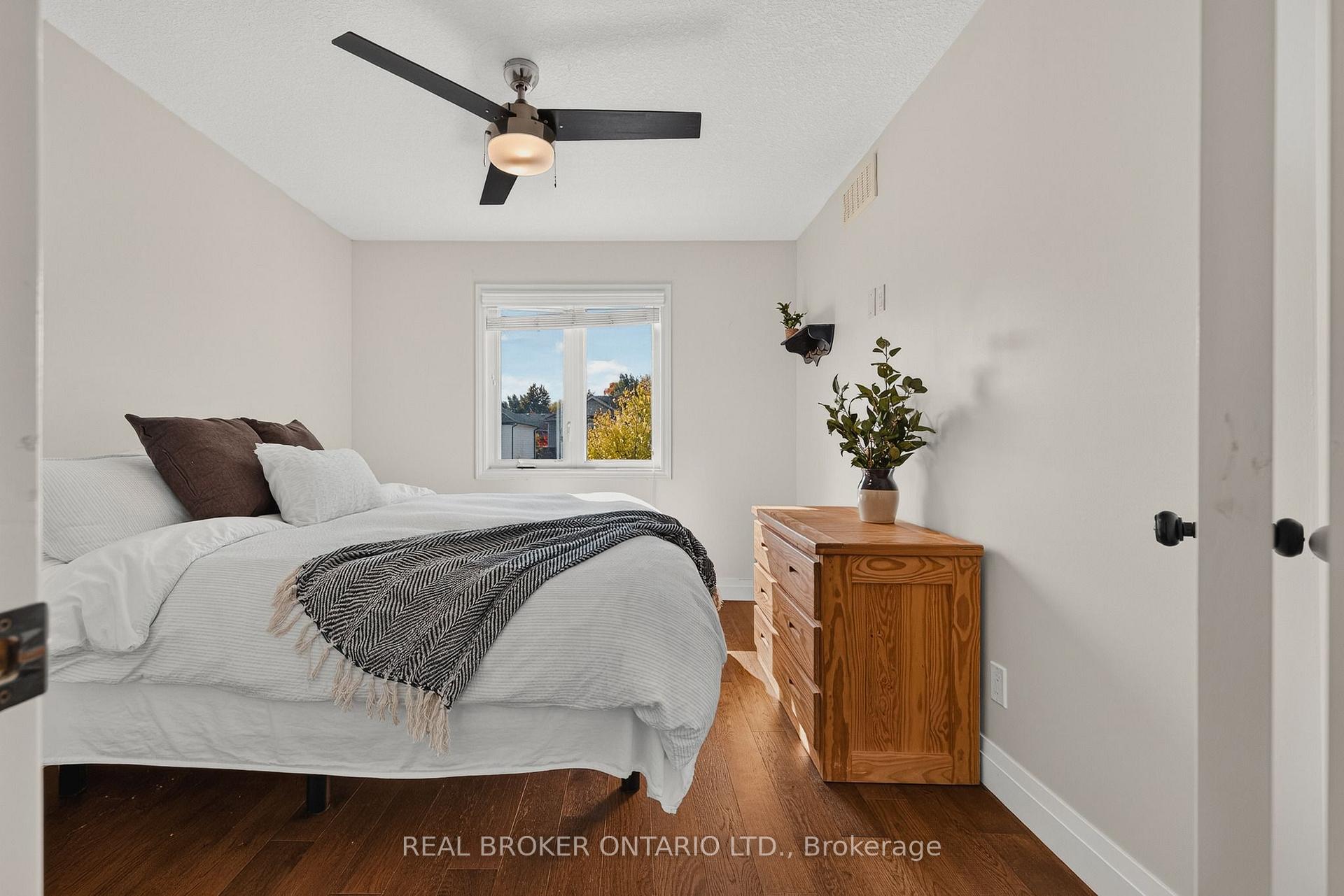 Photo 36 of 38 Roberta Street, Woolwich — HOMEH