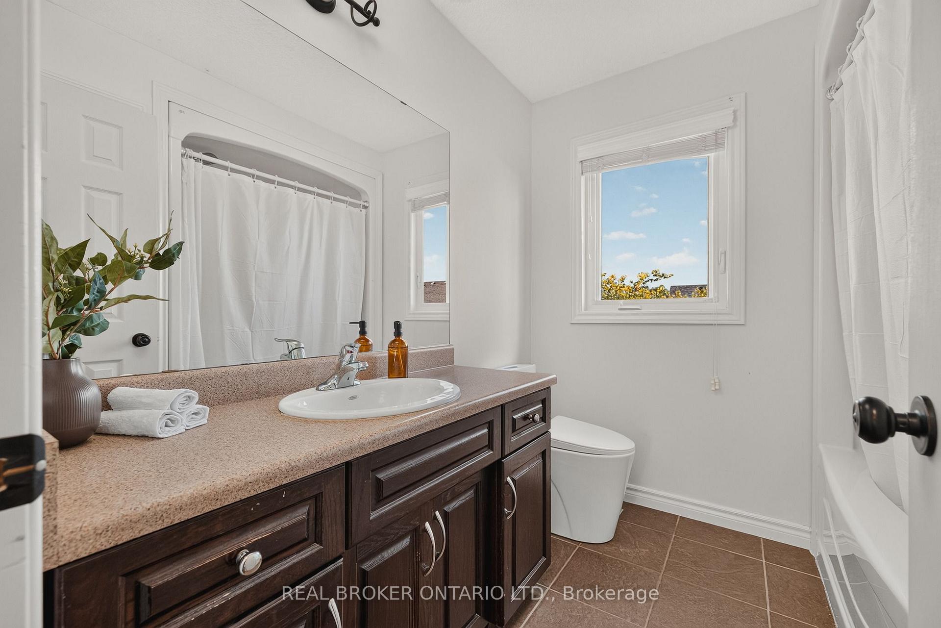 Photo 37 of 38 Roberta Street, Woolwich — HOMEH