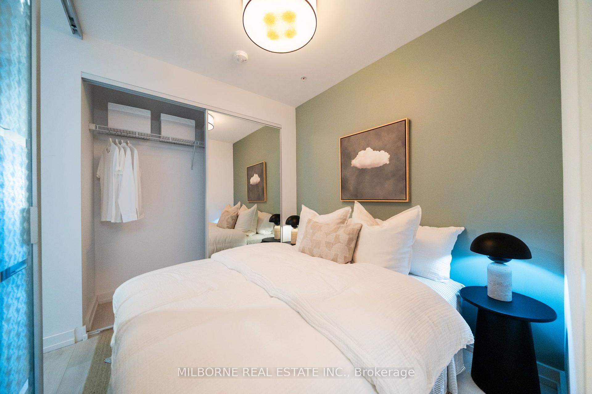 Photo 4 of Unit 2207, 75 James Street S, Hamilton, Corktown — HOMEH