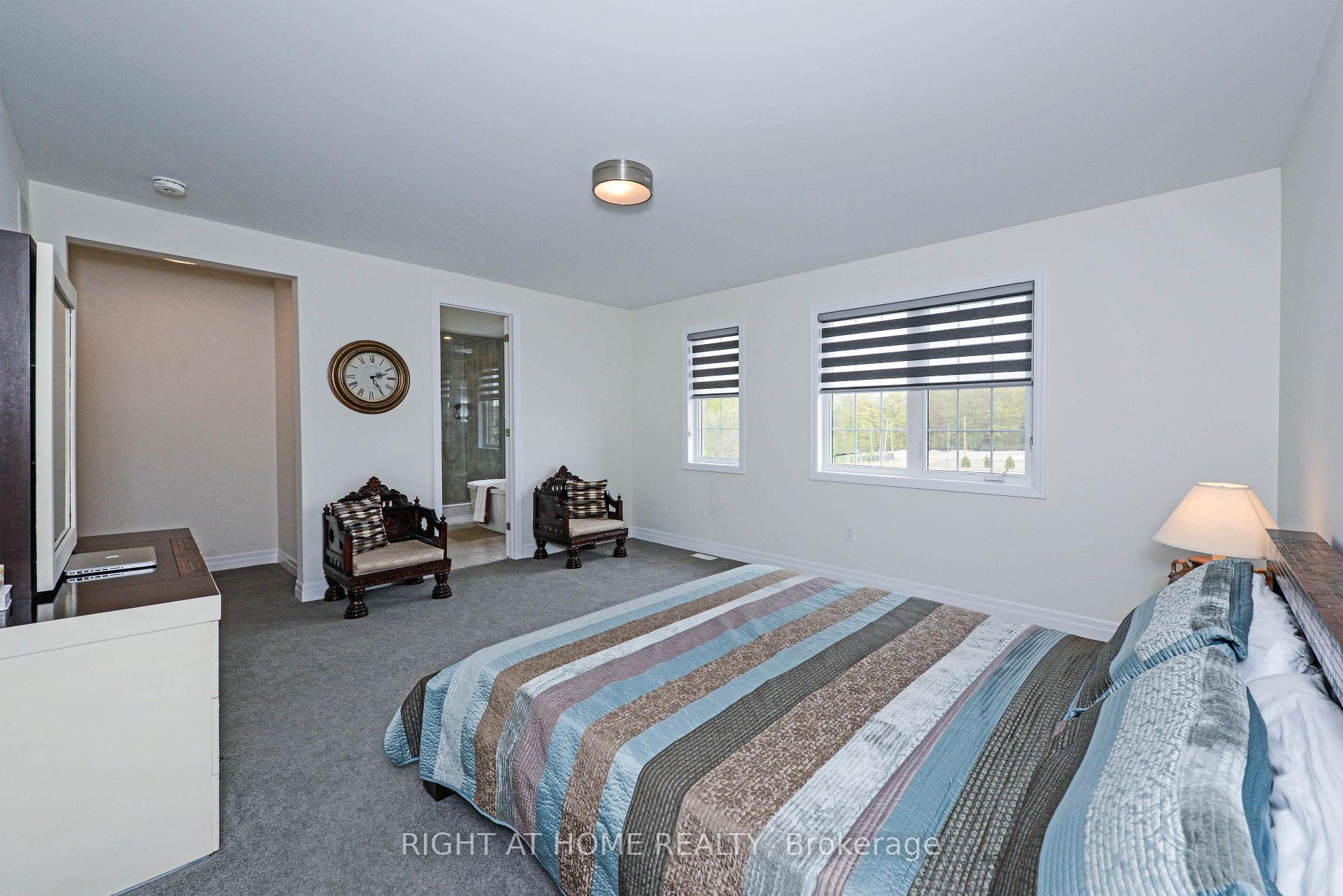 Photo 19 of 3286 Charles Biggar Drive, Oakville, Glenorchy — HOMEH