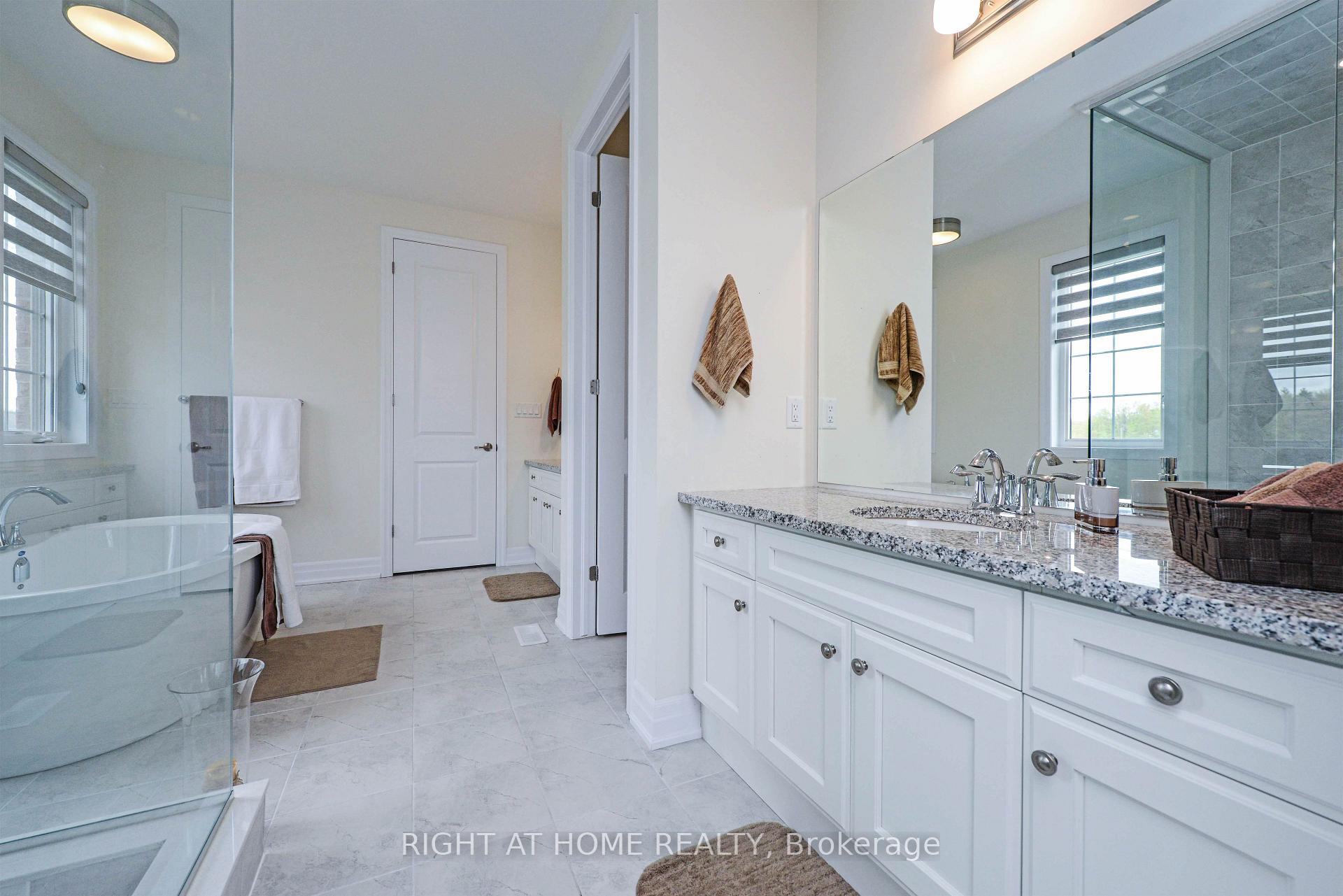 Photo 20 of 3286 Charles Biggar Drive, Oakville, Glenorchy — HOMEH