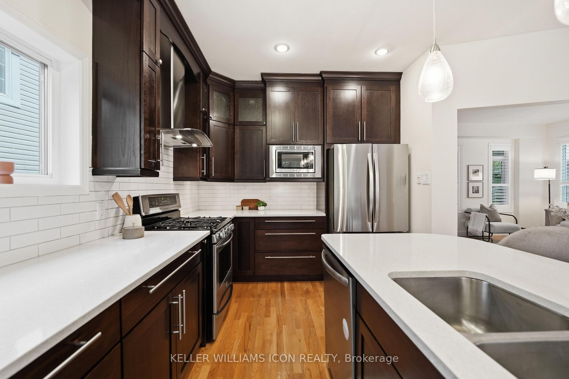 Photo 15 of 16 Hemlo Crescent, Ottawa, Kanata - Kanata Lakes/Heritage Hills — HOMEH