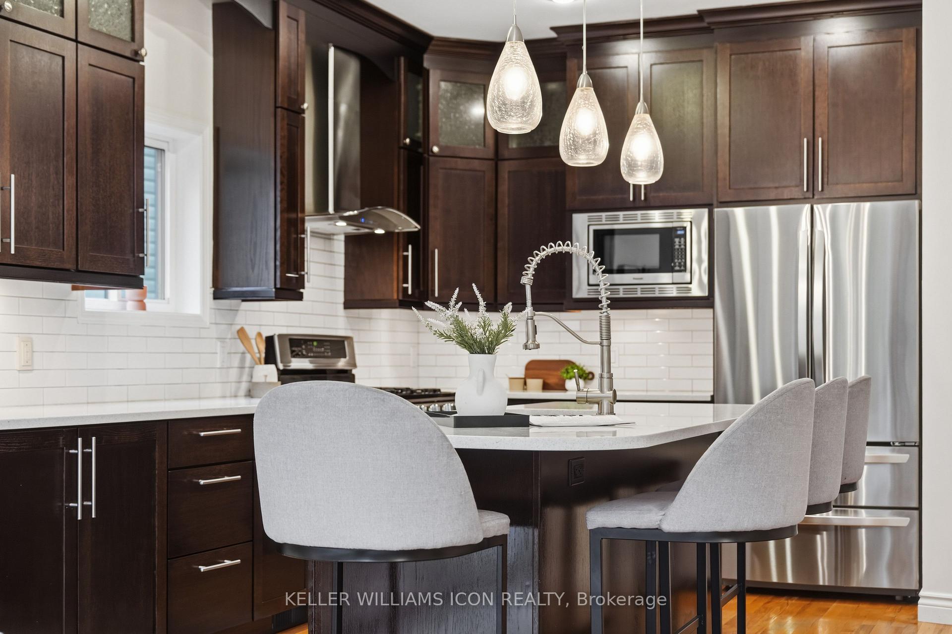 Photo 16 of 16 Hemlo Crescent, Ottawa, Kanata - Kanata Lakes/Heritage Hills — HOMEH