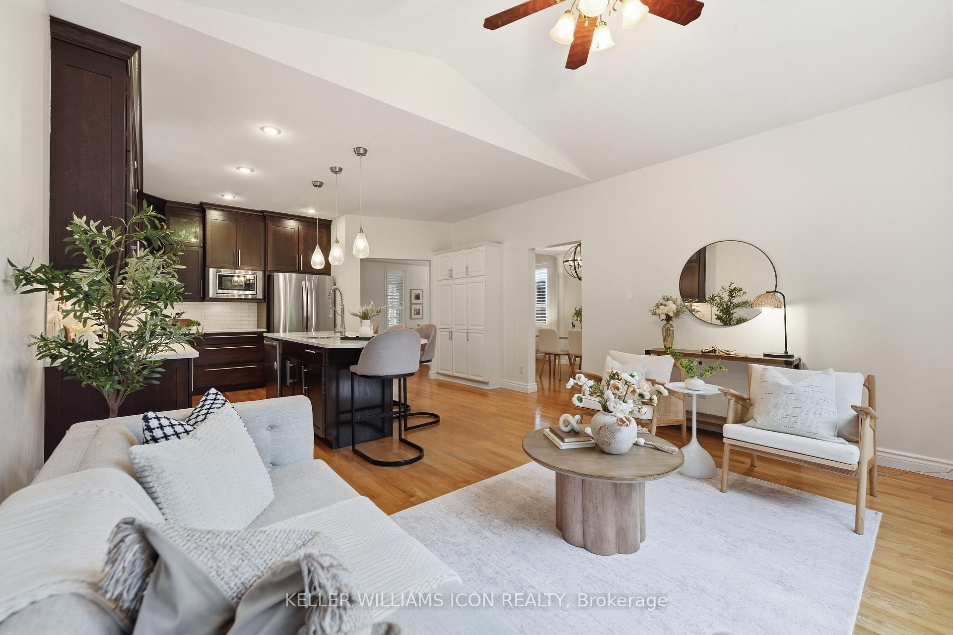 Photo 18 of 16 Hemlo Crescent, Ottawa, Kanata - Kanata Lakes/Heritage Hills — HOMEH
