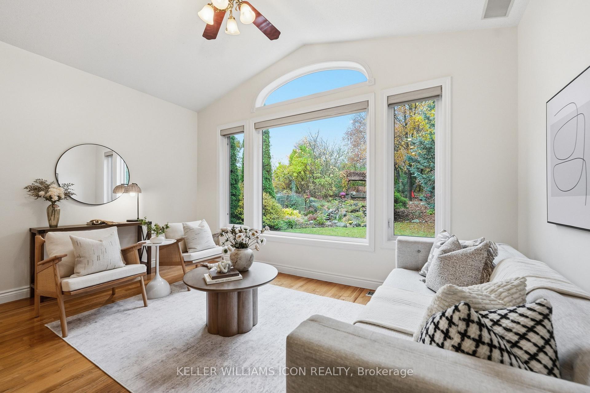 Photo 19 of 16 Hemlo Crescent, Ottawa, Kanata - Kanata Lakes/Heritage Hills — HOMEH