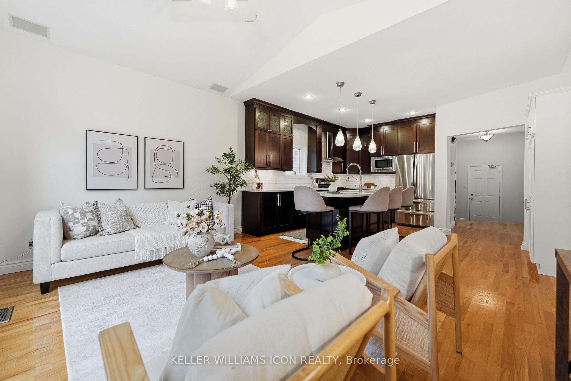 Photo 20 of 16 Hemlo Crescent, Ottawa, Kanata - Kanata Lakes/Heritage Hills — HOMEH