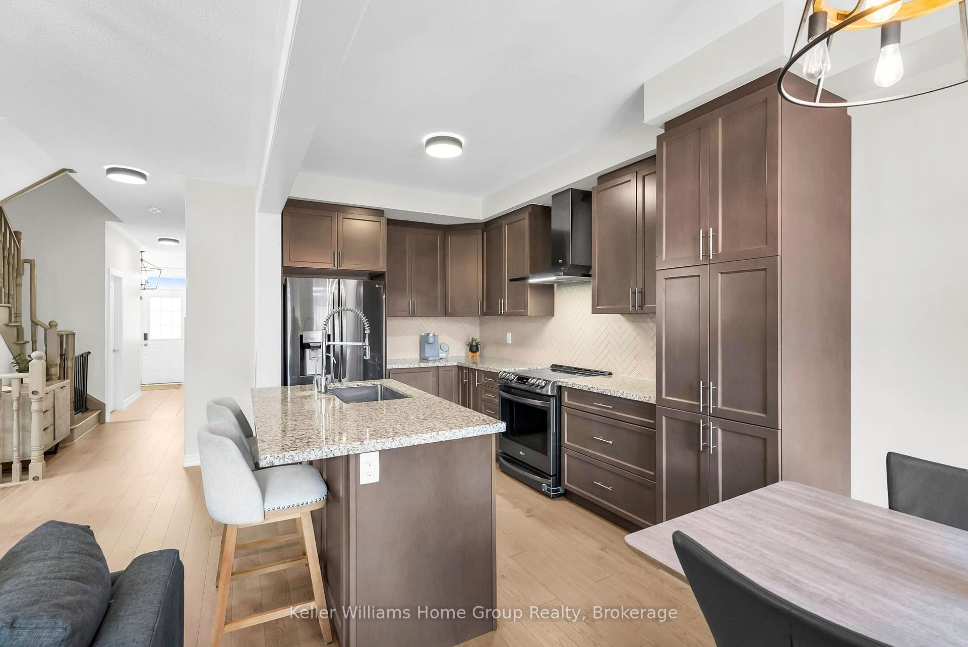 Photo 14 of 108 Mutrie Boulevard, Guelph/Eramosa, Rockwood — HOMEH