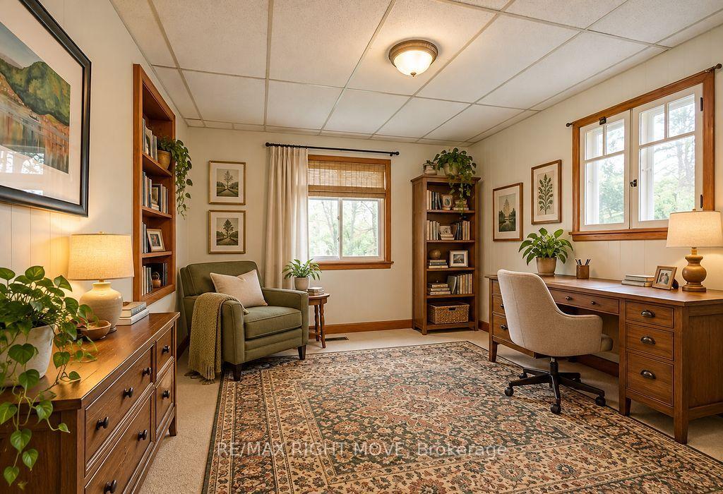 Photo 7 of 129 Coldwater Road W, Orillia — HOMEH