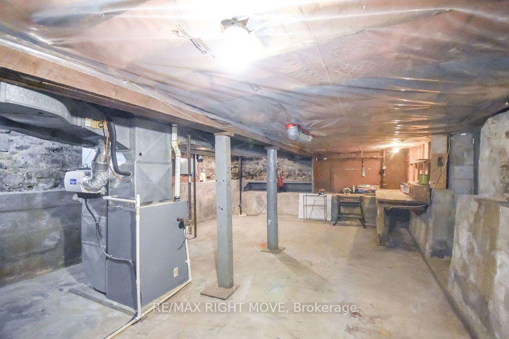Photo 27 of 129 Coldwater Road W, Orillia — HOMEH