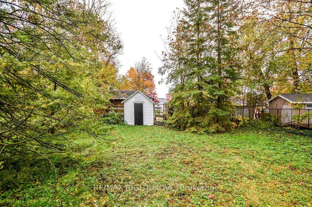 Photo 32 of 129 Coldwater Road W, Orillia — HOMEH