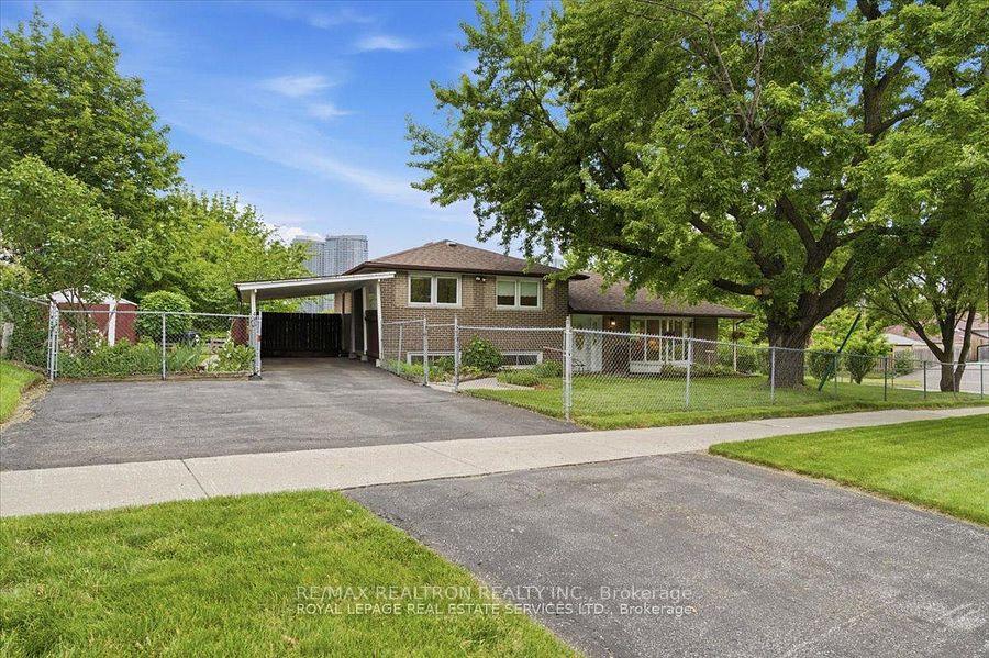 Photo of 1 Rosegrove Place