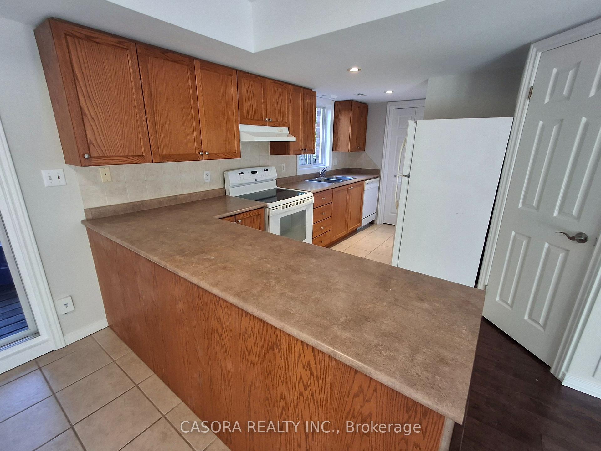 Photo 6 of Unit 15, 996 Rymal Road E, Hamilton, Broughton — HOMEH
