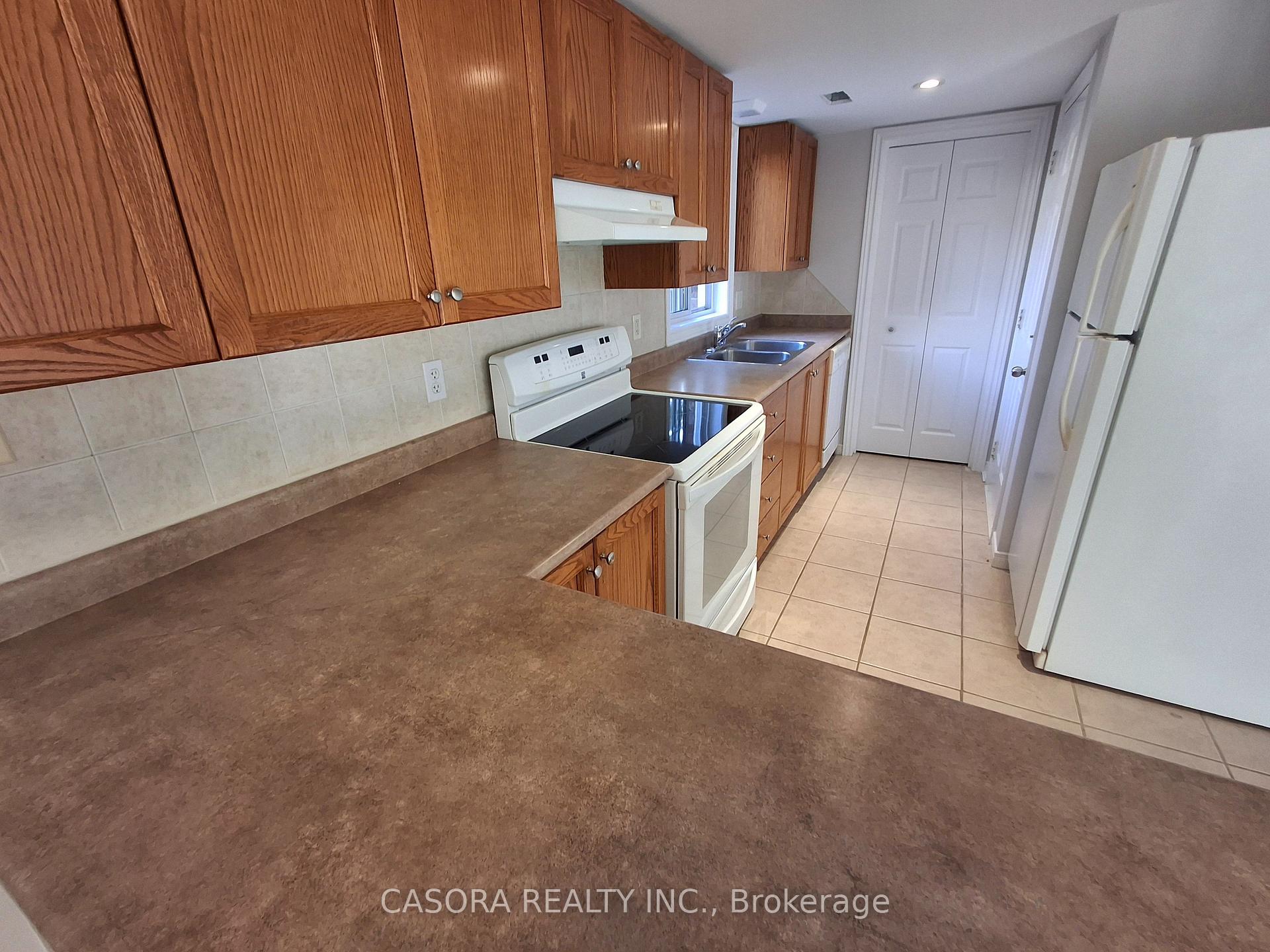 Photo 7 of Unit 15, 996 Rymal Road E, Hamilton, Broughton — HOMEH