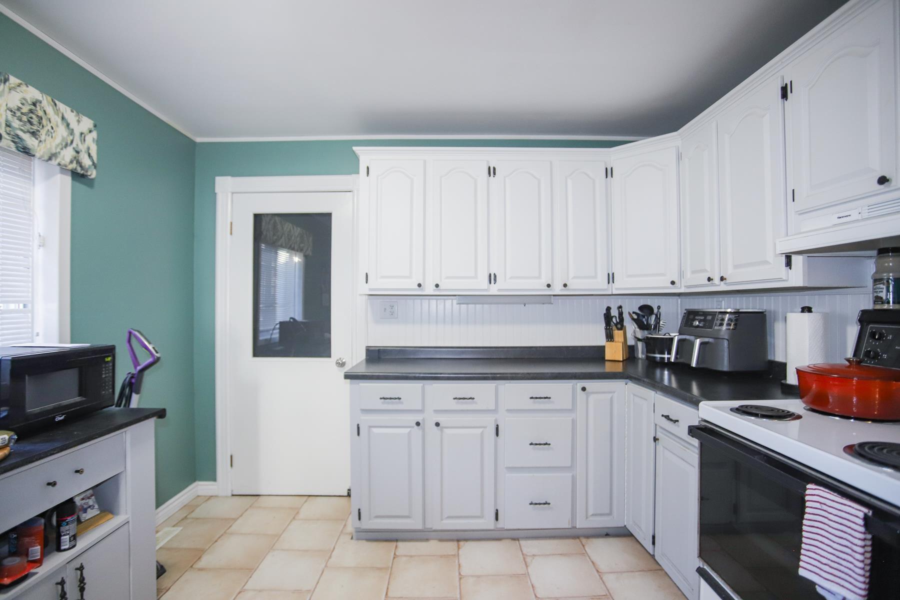 Photo 9 of 253 St. James Street, Sault Ste Marie, Ward 2 — HOMEH