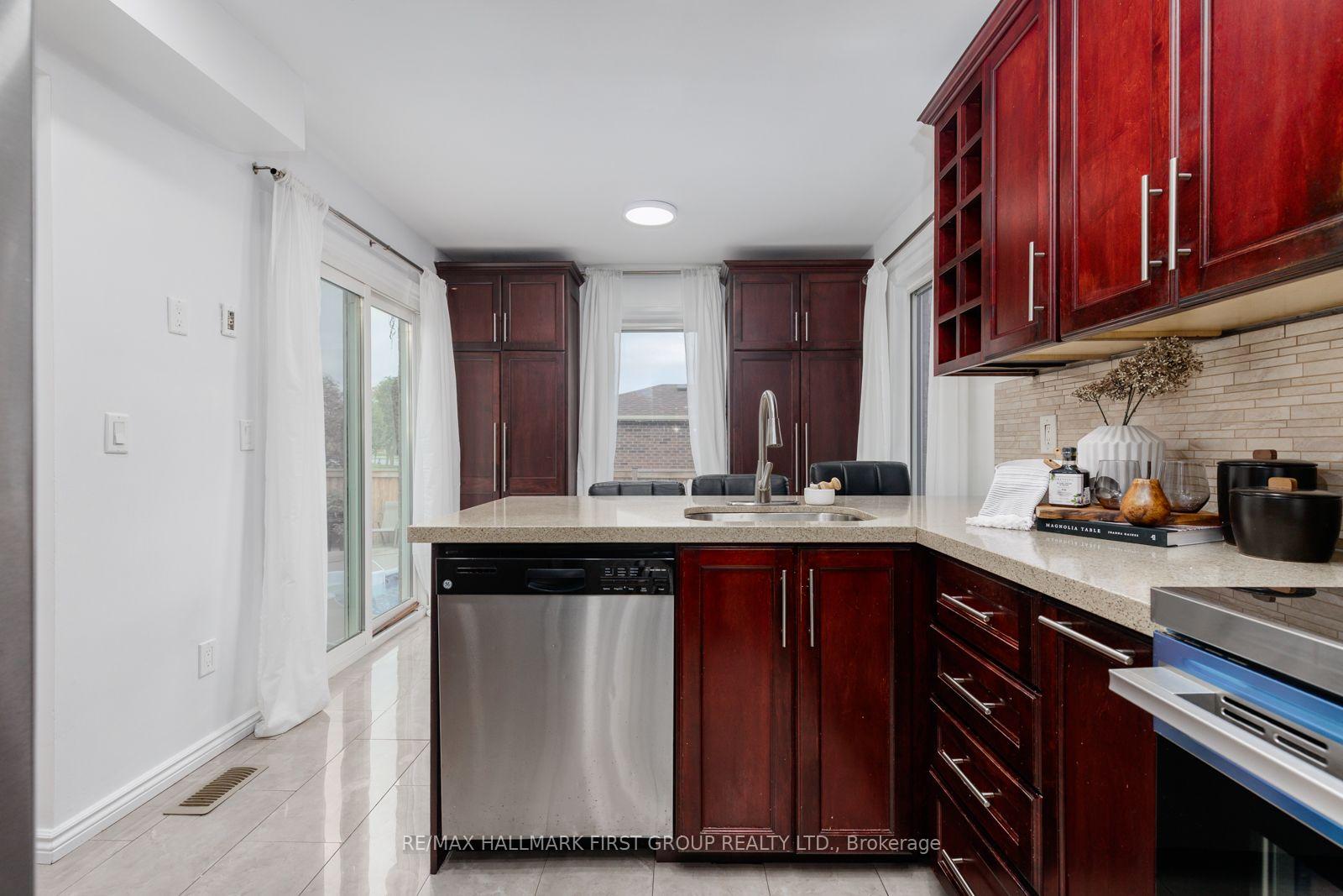 Photo 14 of 1 Audrey Court, Clarington, Courtice — HOMEH