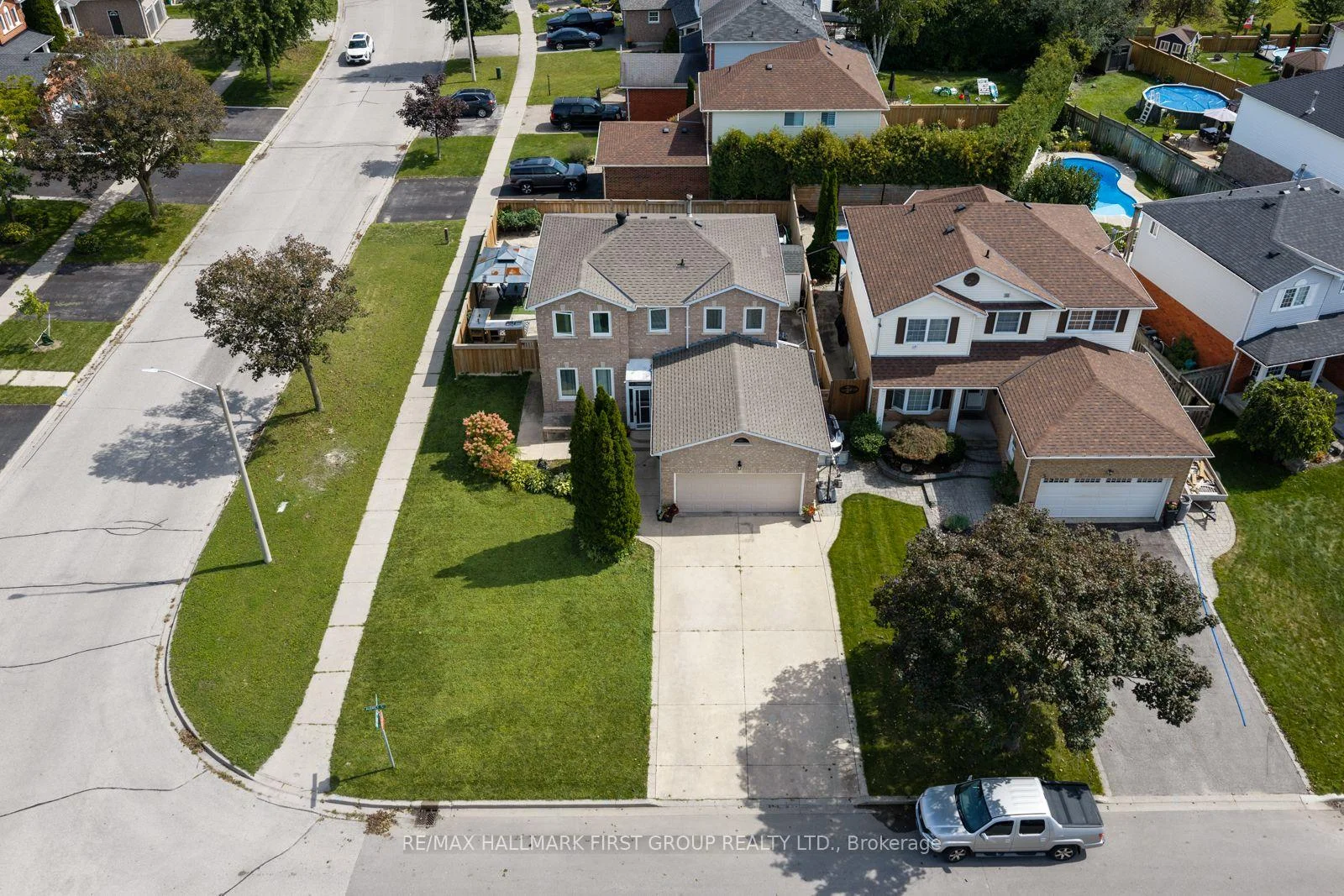 Photo 21 of 1 Audrey Court, Clarington, Courtice — HOMEH