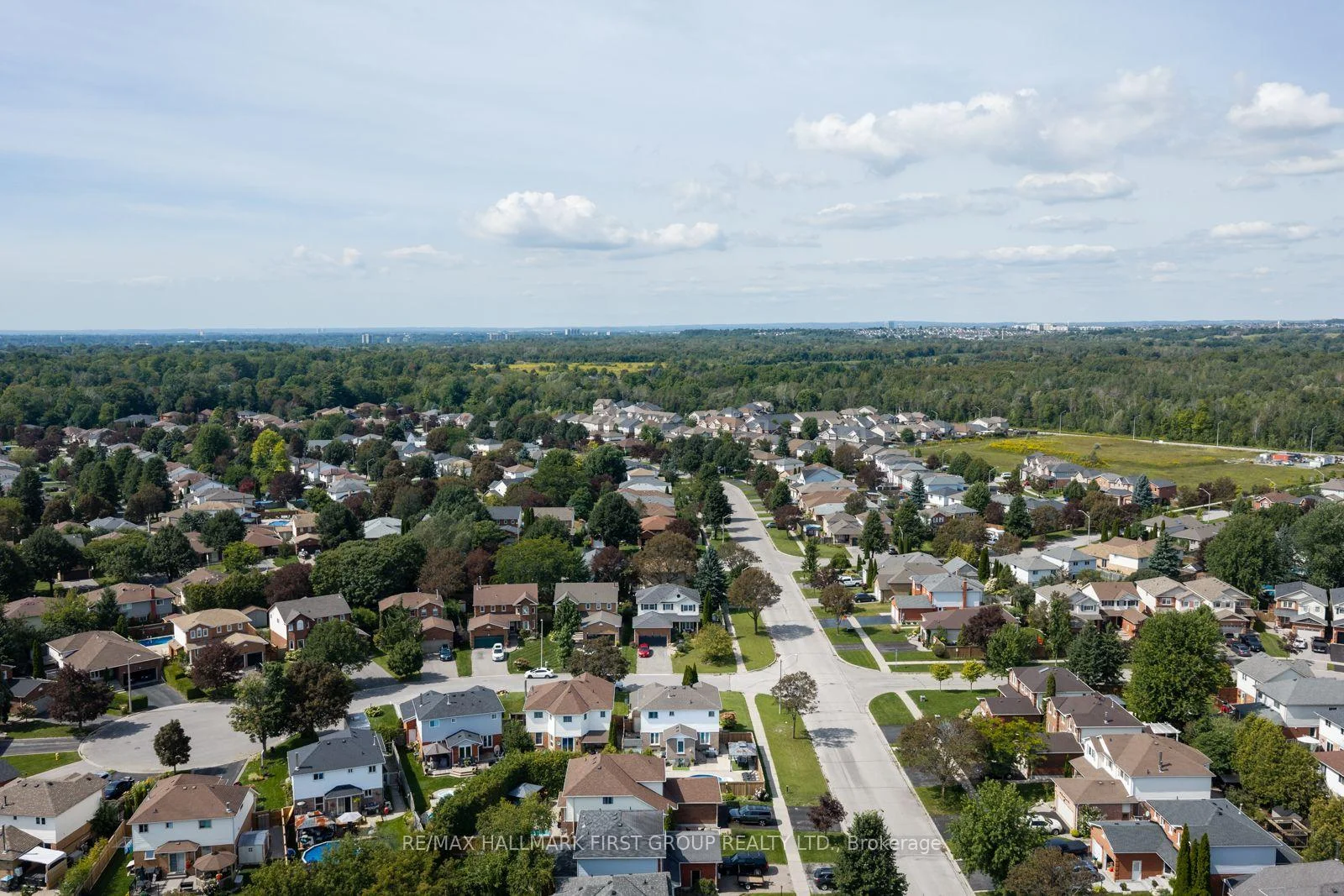 Photo 23 of 1 Audrey Court, Clarington, Courtice — HOMEH