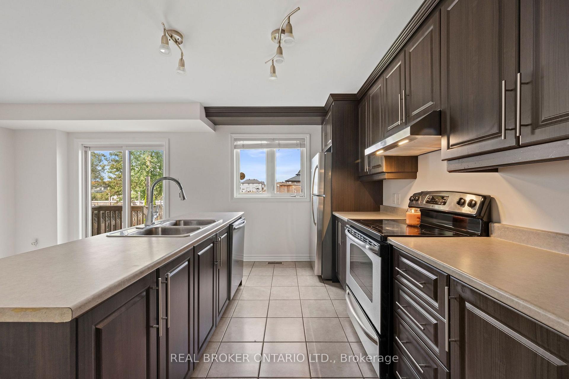 Photo 12 of 70 Asselin Street, The Nation, Limoges — HOMEH