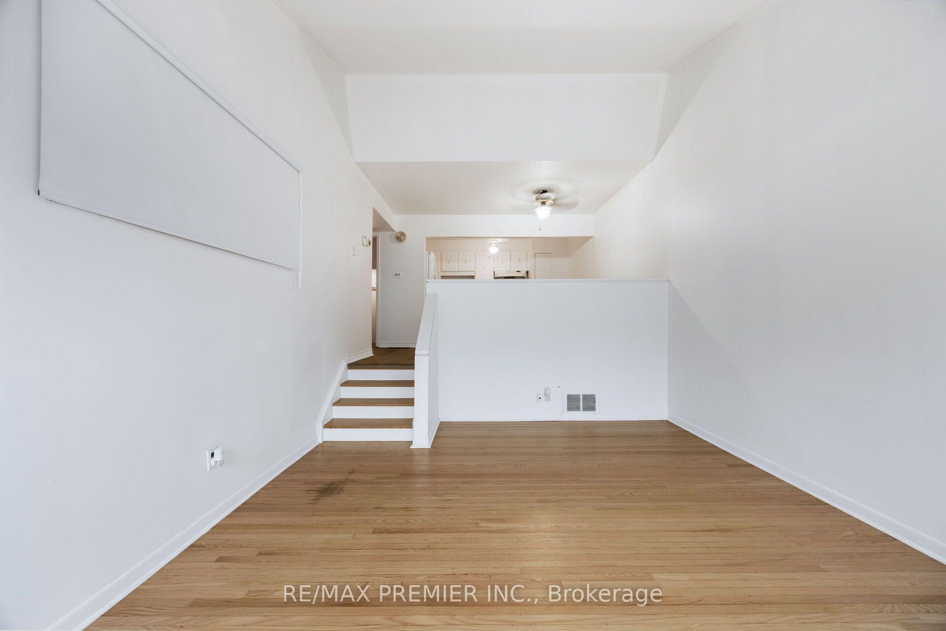 Photo 9 of Unit 82, 248 John Garland Boulevard, Etobicoke, West Humber-Clairville — HOMEH