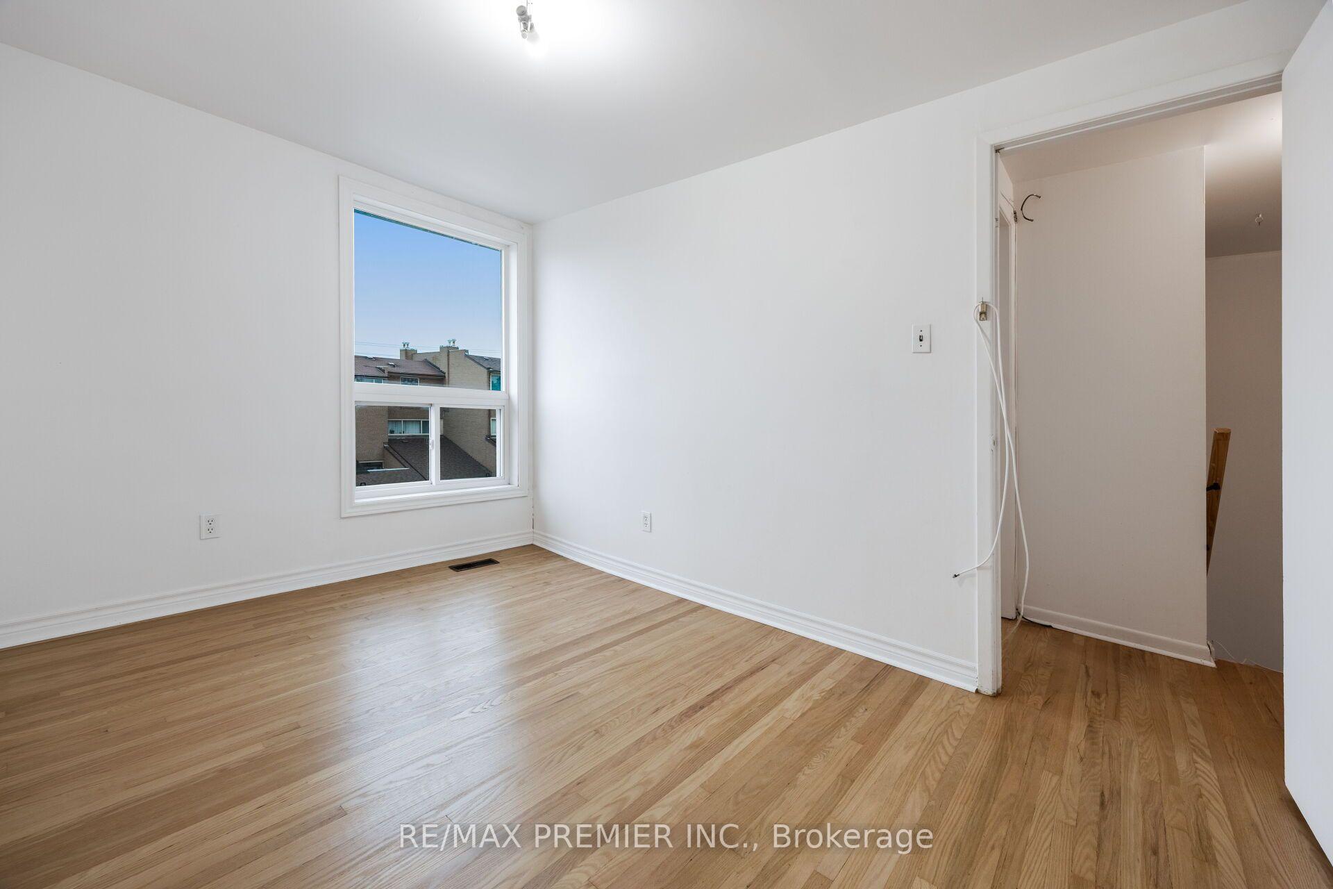 Photo 22 of Unit 82, 248 John Garland Boulevard, Etobicoke, West Humber-Clairville — HOMEH