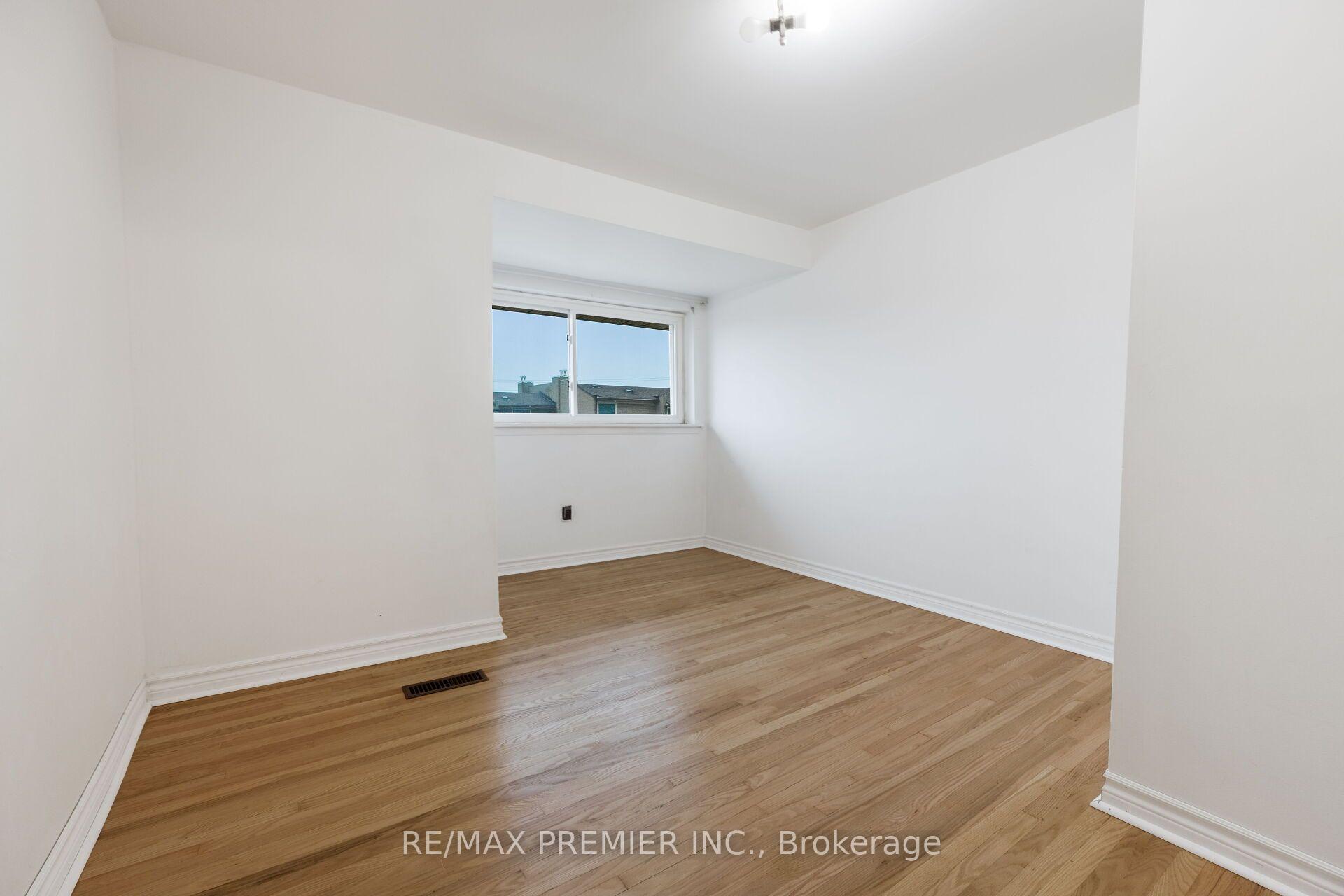Photo 24 of Unit 82, 248 John Garland Boulevard, Etobicoke, West Humber-Clairville — HOMEH