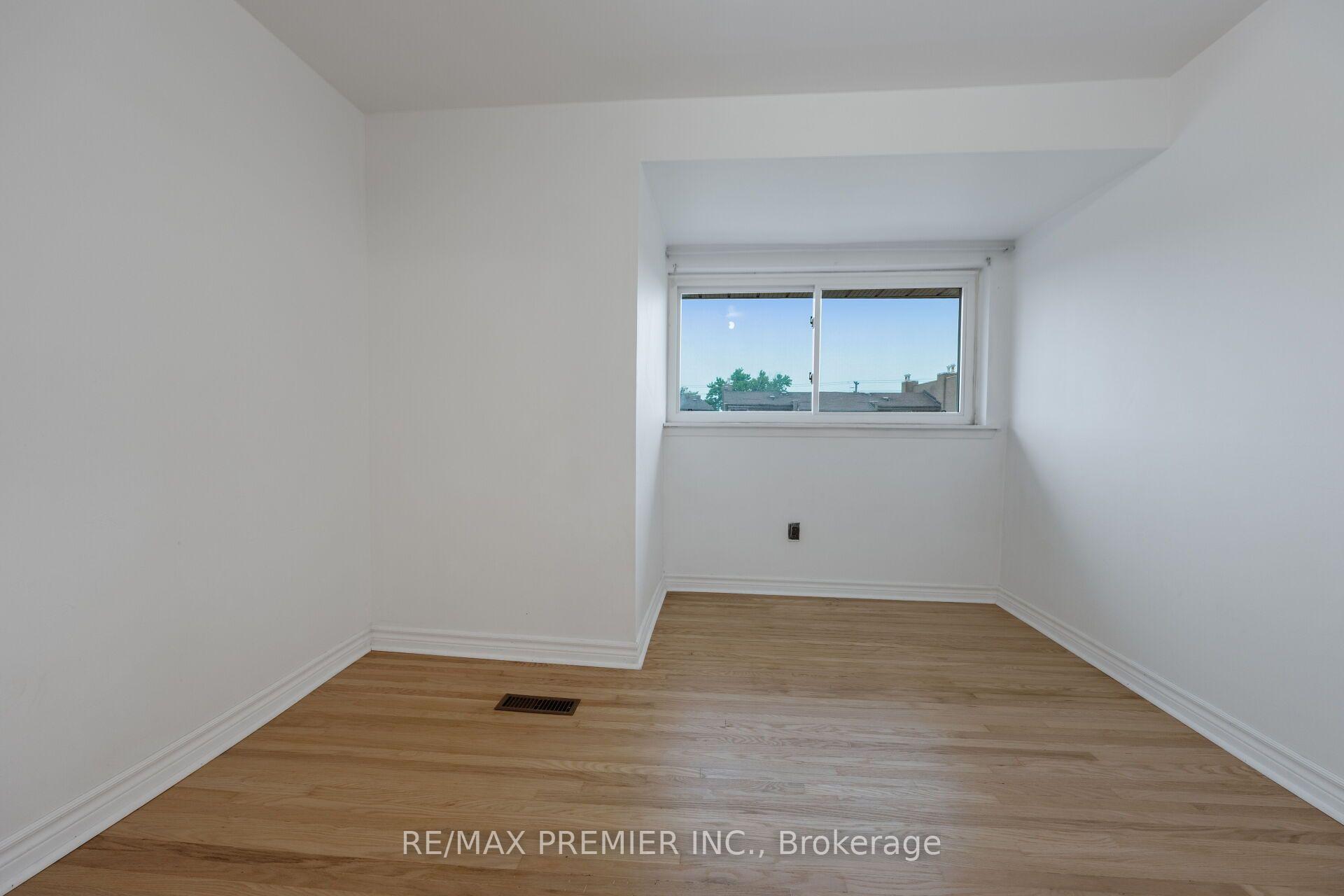 Photo 26 of Unit 82, 248 John Garland Boulevard, Etobicoke, West Humber-Clairville — HOMEH