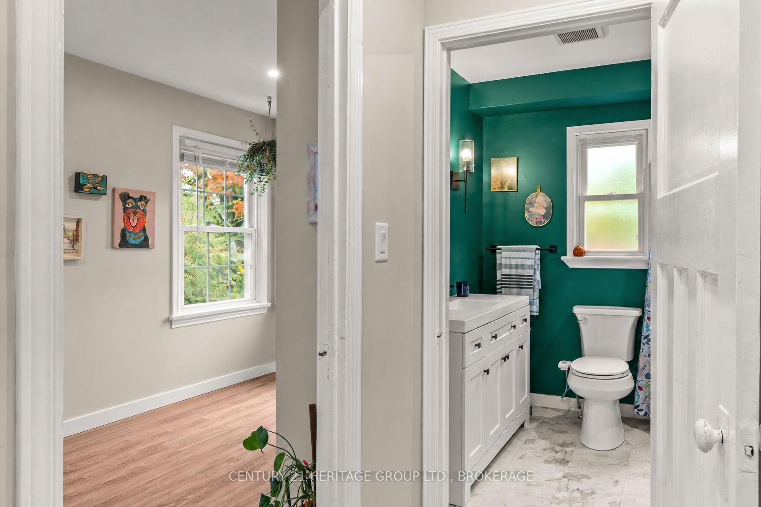 Photo 8 of 39 Lorne Street, Kingston, East of Sir John A. Blvd — HOMEH