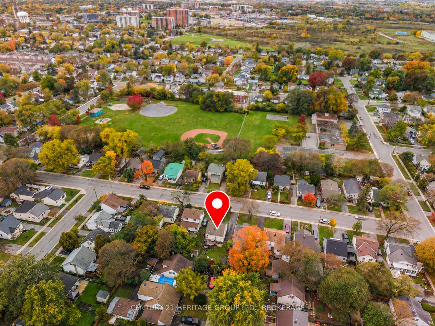 Photo 20 of 39 Lorne Street, Kingston, East of Sir John A. Blvd — HOMEH