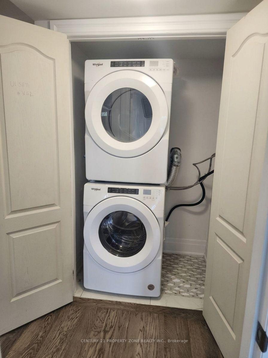 Photo 8 of Unit Ground floor, 39 Hashmi Place, Brampton, Credit Valley — HOMEH