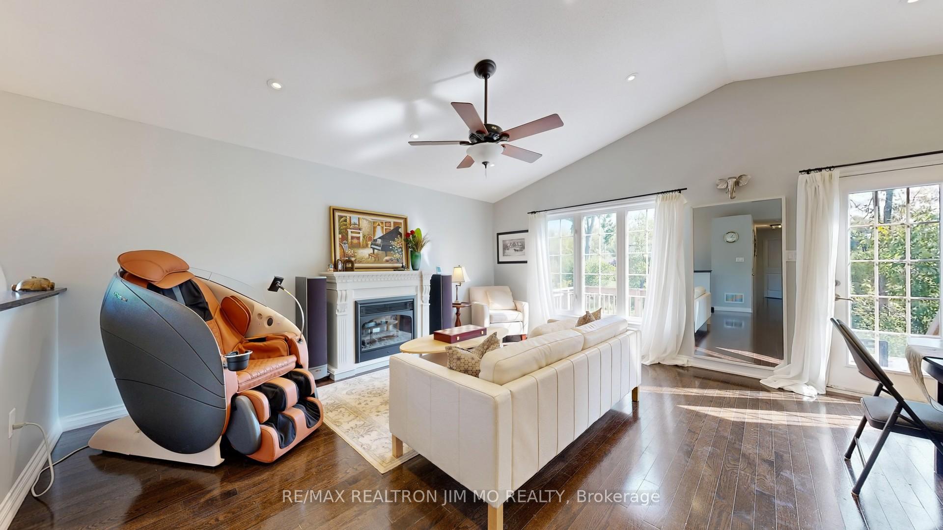 Photo 4 of 751 Sedore Avenue, Georgina, Historic Lakeshore Communities — HOMEH