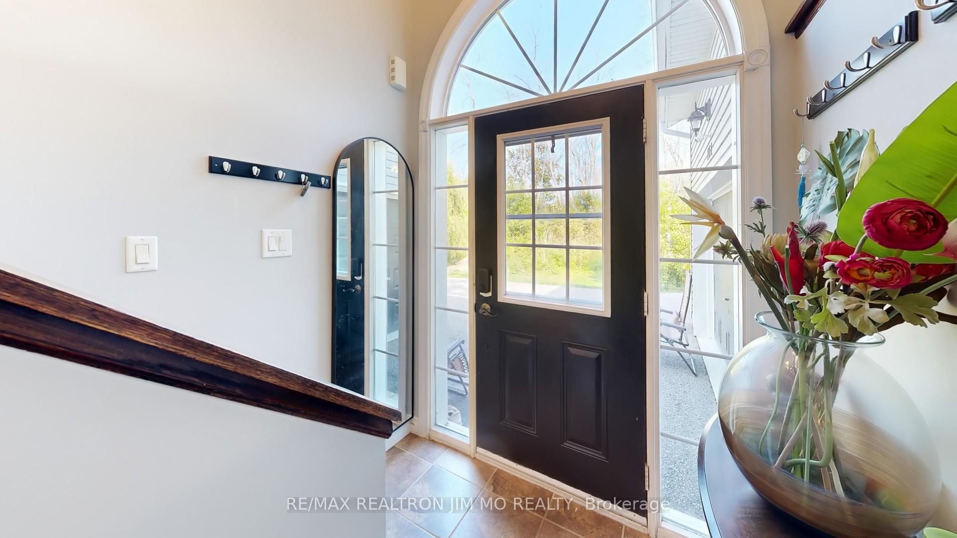 Photo 23 of 751 Sedore Avenue, Georgina, Historic Lakeshore Communities — HOMEH