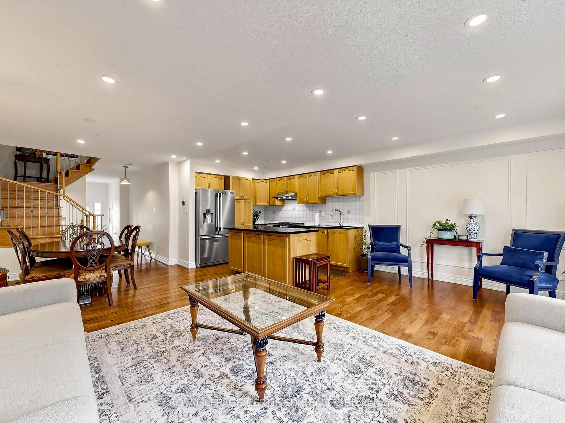 Photo 8 of 3947 Stardust Drive, Mississauga, Churchill Meadows — HOMEH