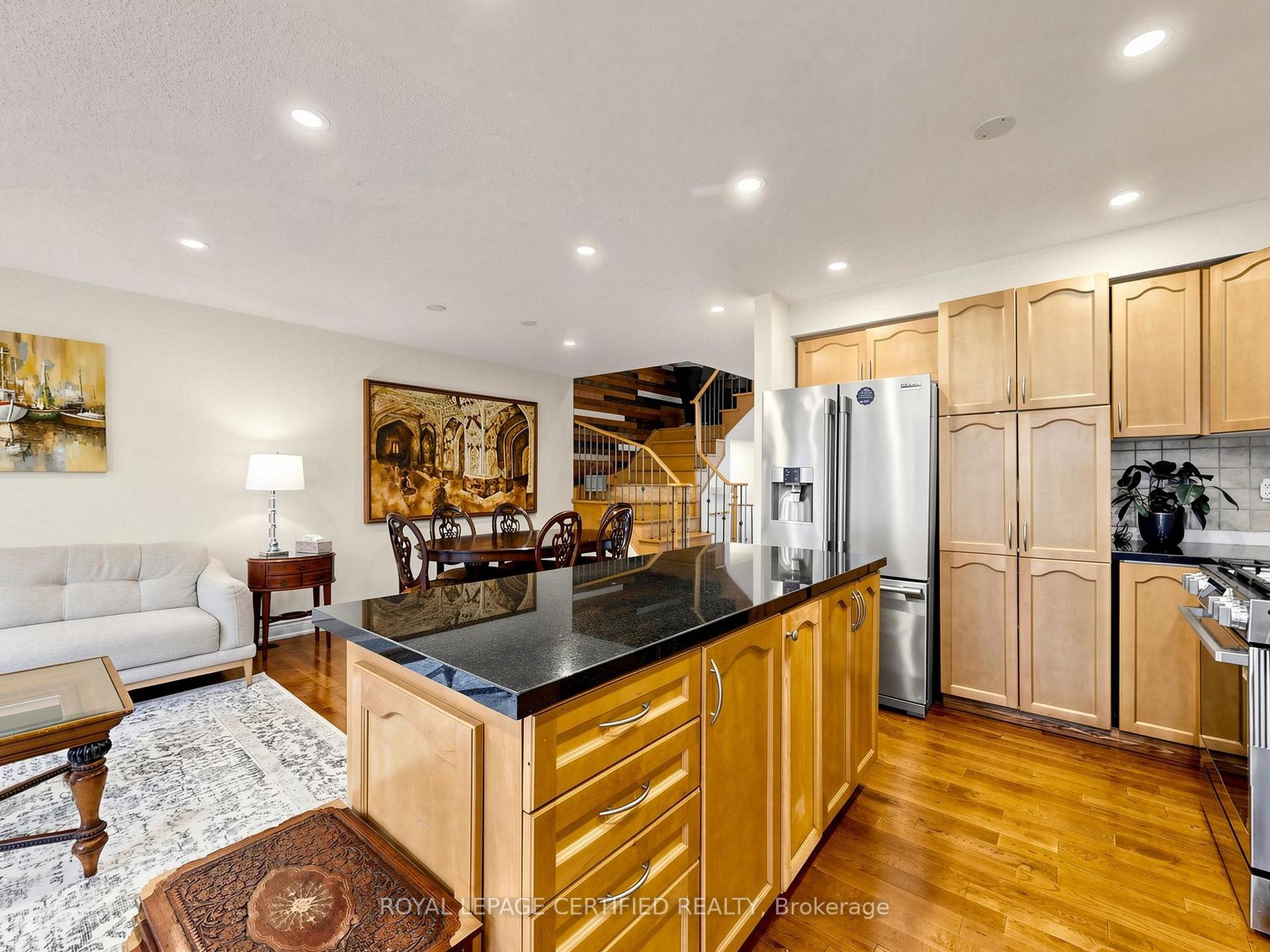 Photo 11 of 3947 Stardust Drive, Mississauga, Churchill Meadows — HOMEH