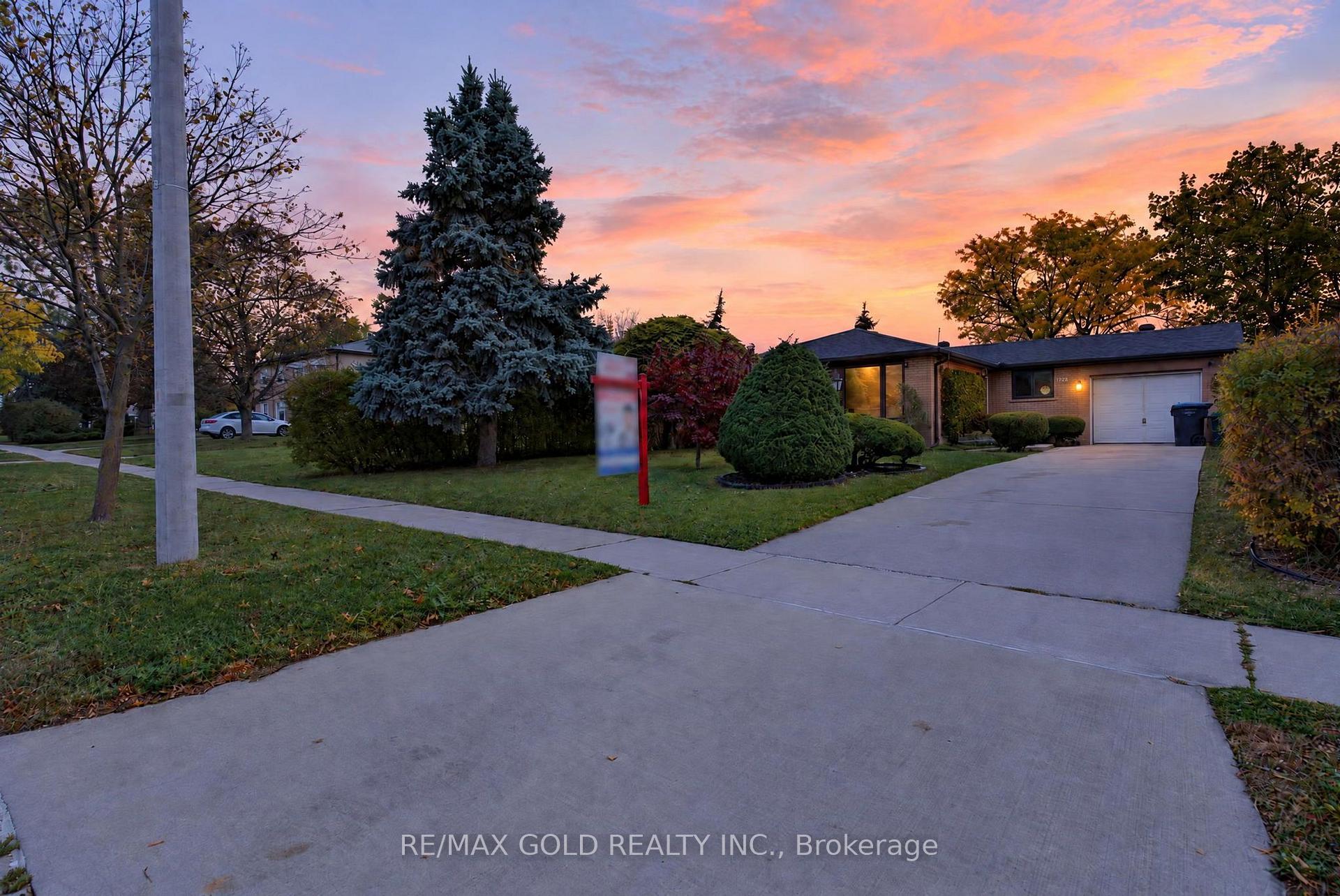 Photo 1 of 722 Balmoral Drive, Brampton, Avondale — HOMEH