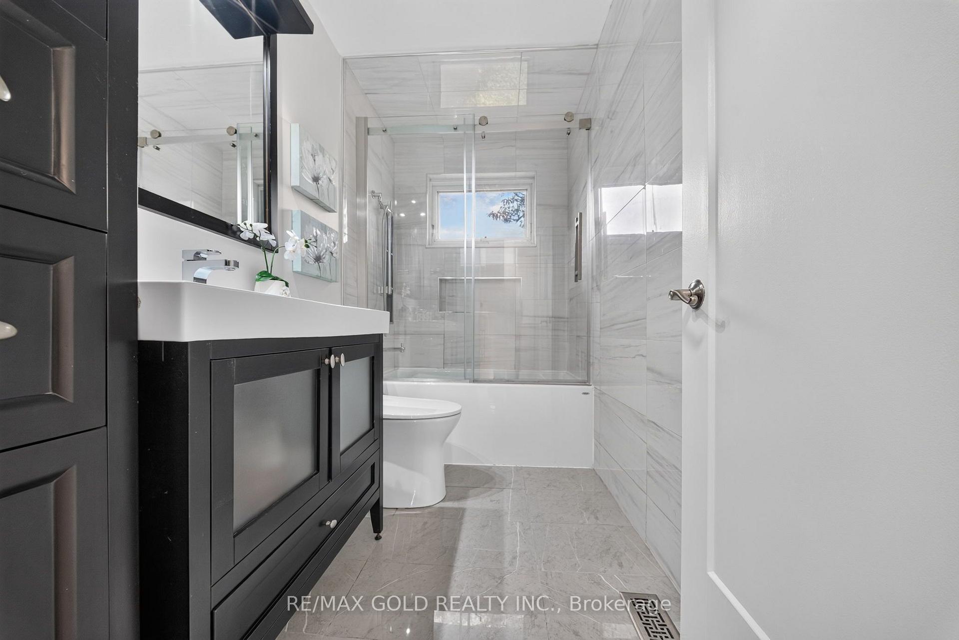 Photo 28 of 722 Balmoral Drive, Brampton, Avondale — HOMEH