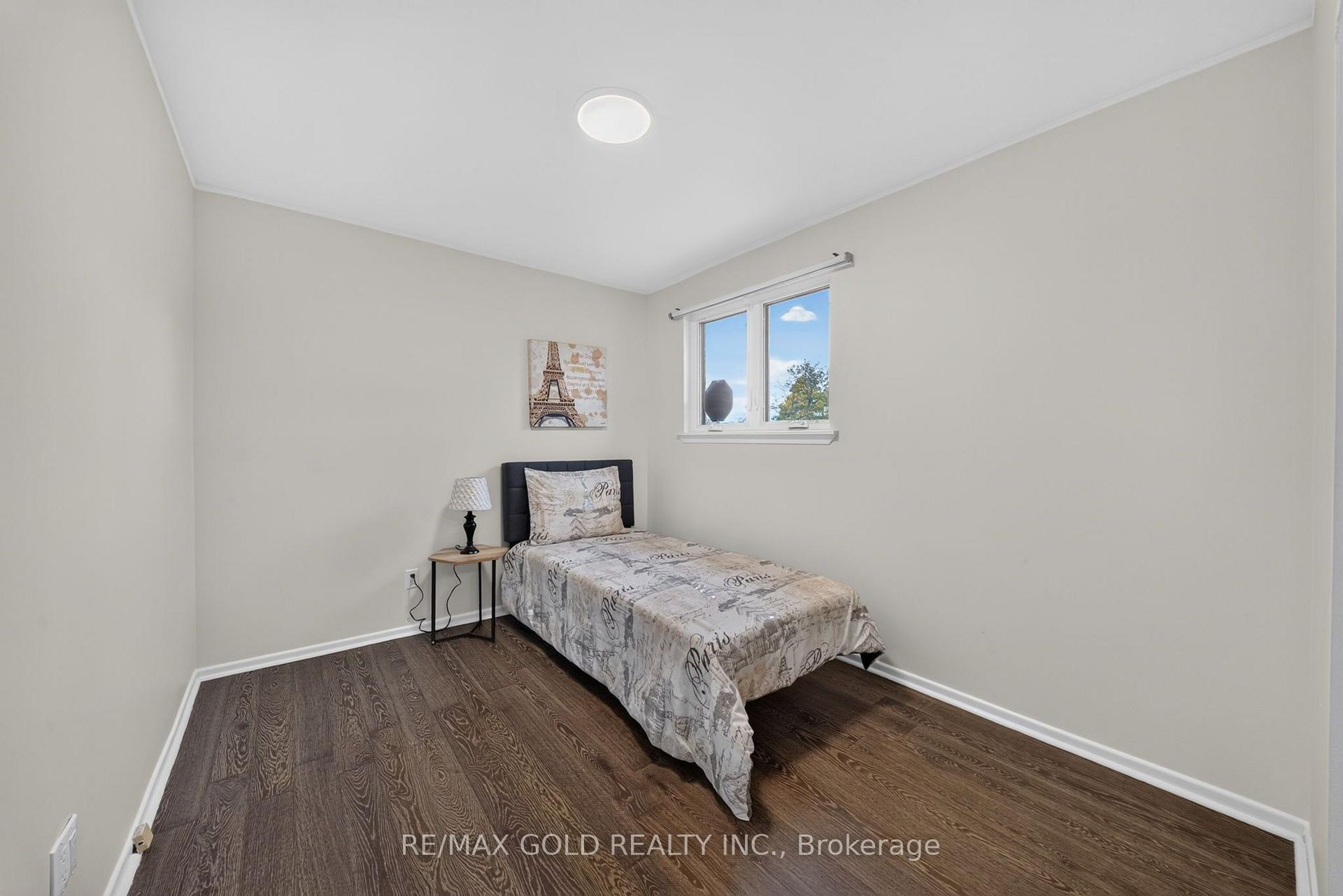 Photo 32 of 722 Balmoral Drive, Brampton, Avondale — HOMEH