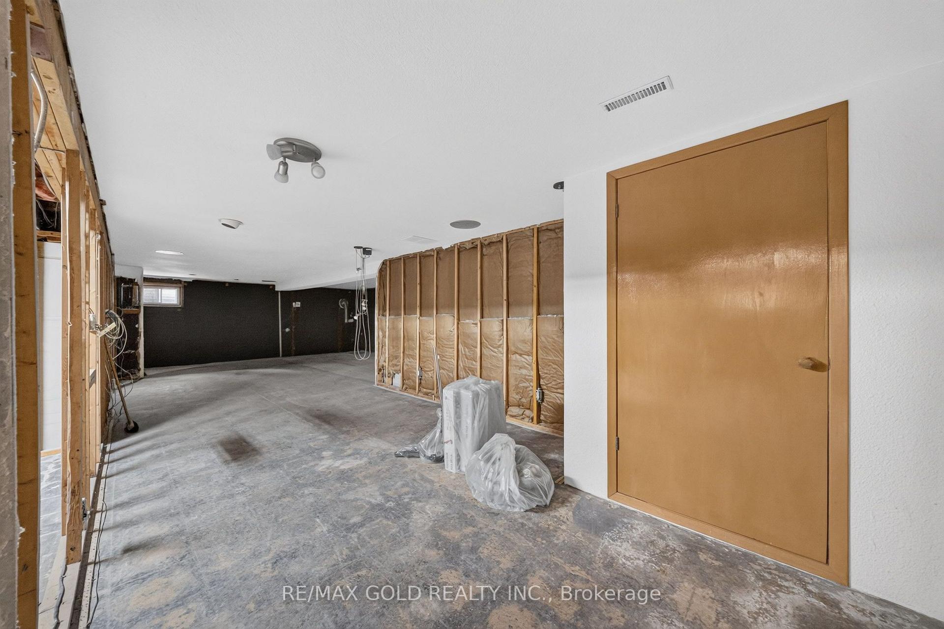 Photo 35 of 722 Balmoral Drive, Brampton, Avondale — HOMEH