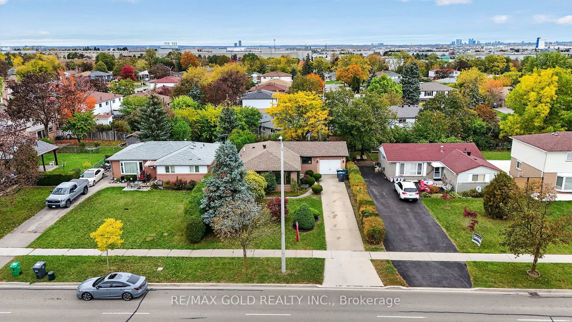 Photo 47 of 722 Balmoral Drive, Brampton, Avondale — HOMEH
