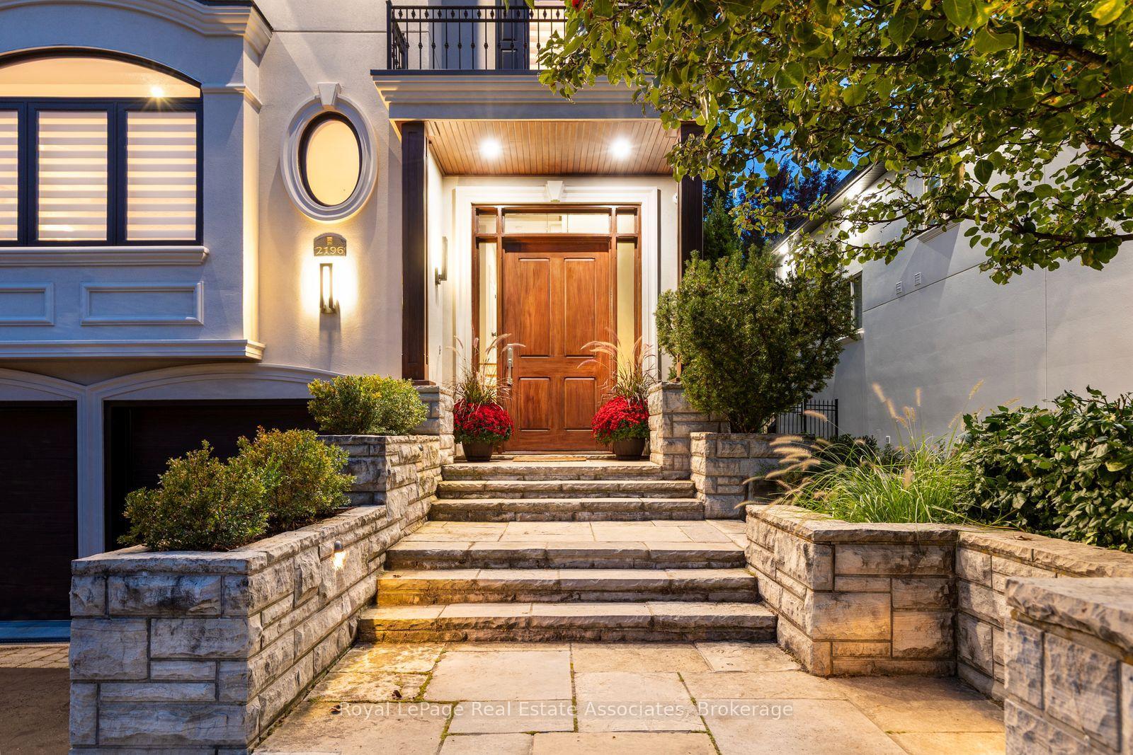 Photo 4 of 2196 Providence Road, Oakville, River Oaks — HOMEH