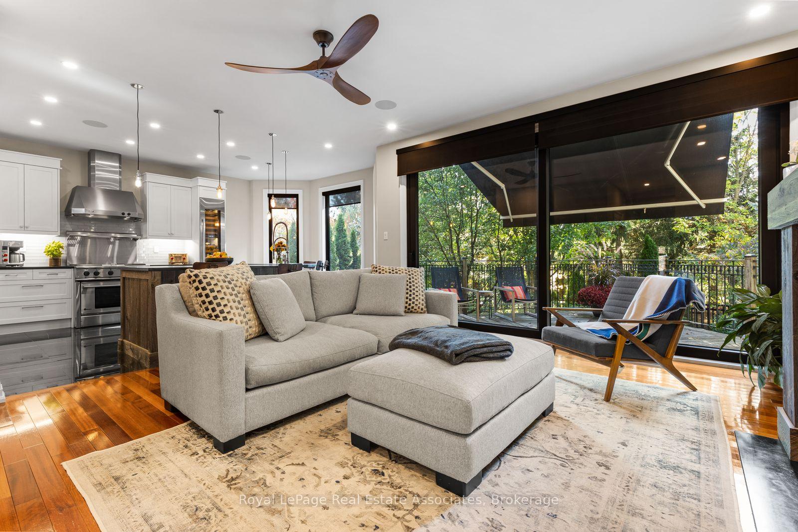 Photo 8 of 2196 Providence Road, Oakville, River Oaks — HOMEH