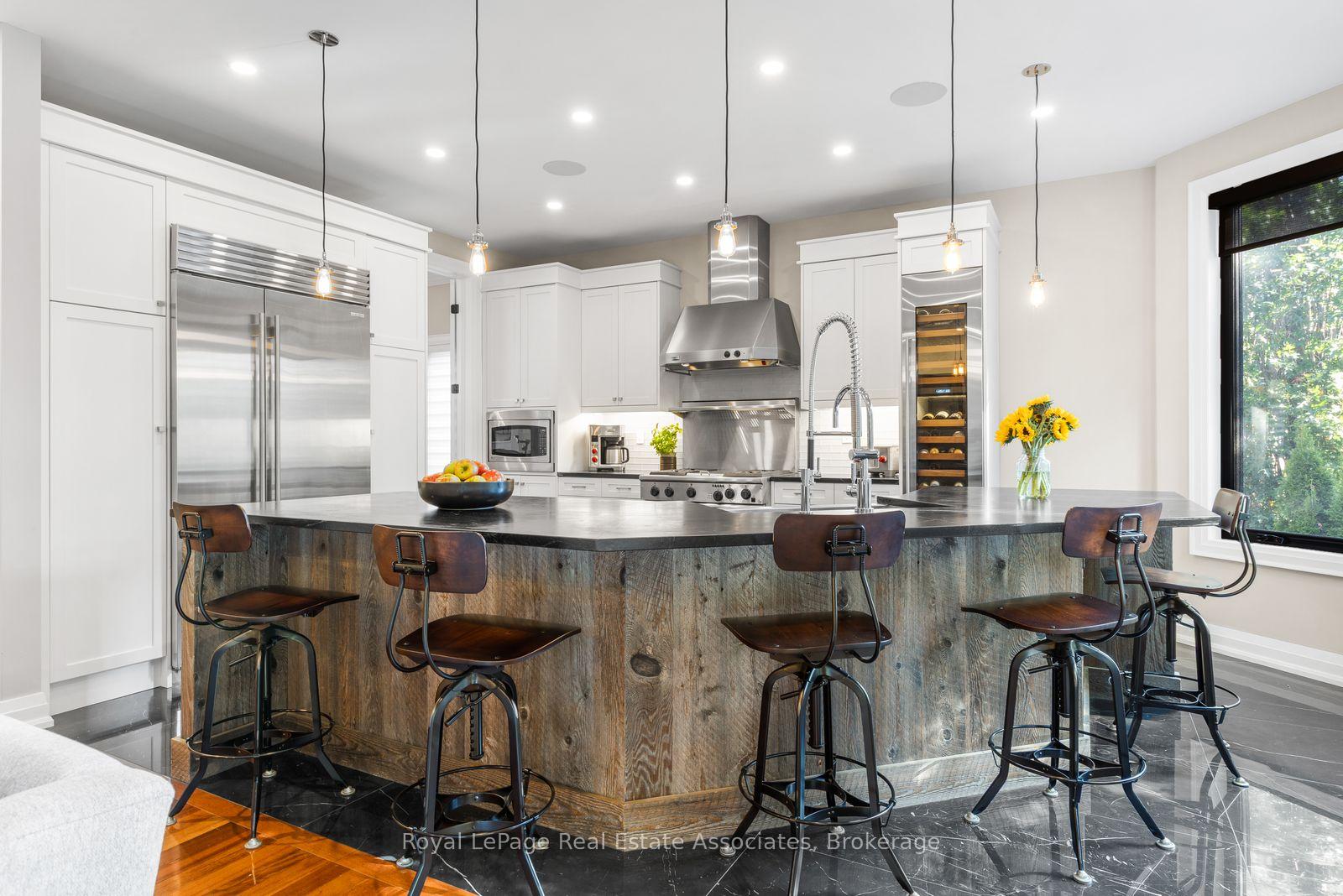Photo 11 of 2196 Providence Road, Oakville, River Oaks — HOMEH