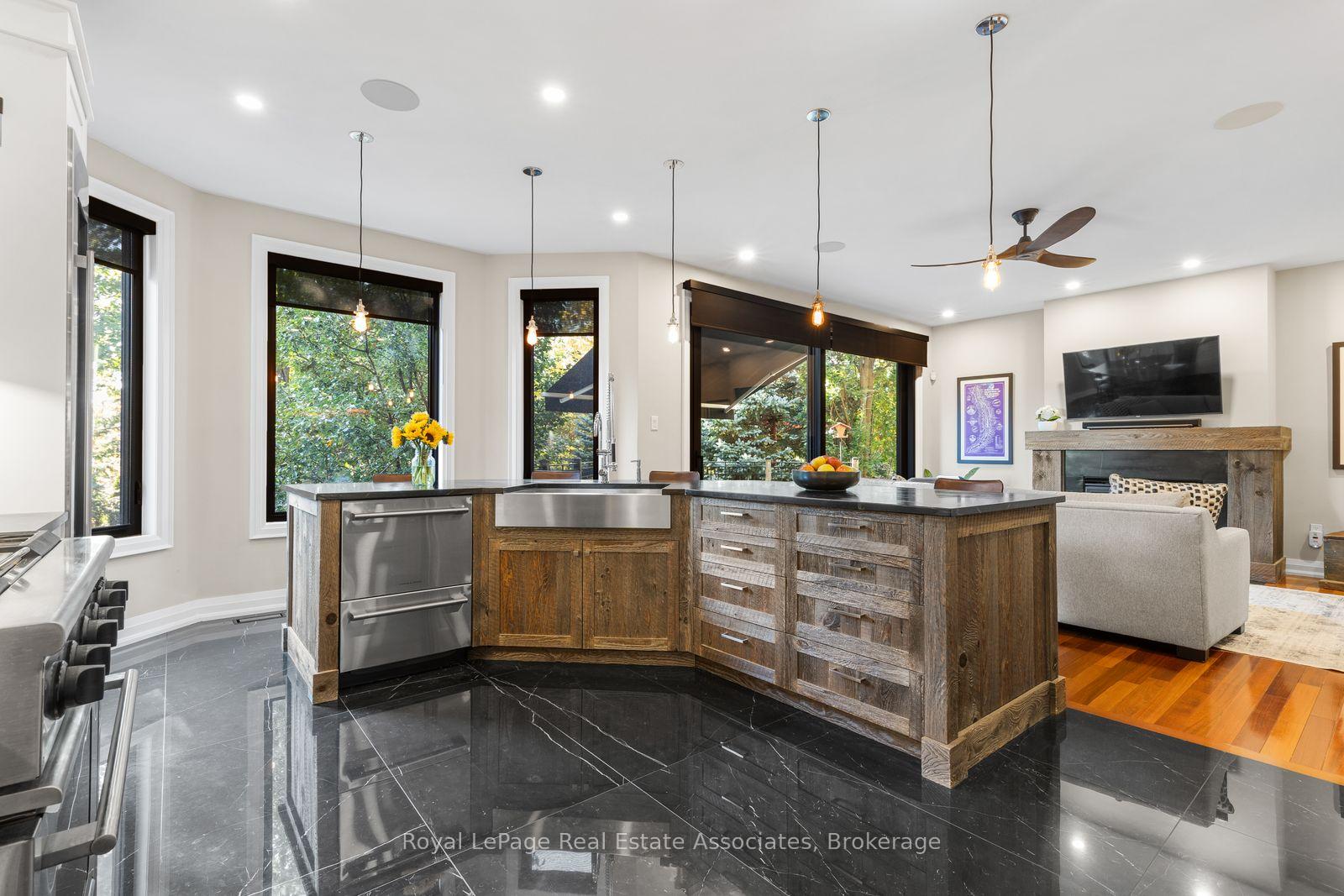 Photo 13 of 2196 Providence Road, Oakville, River Oaks — HOMEH