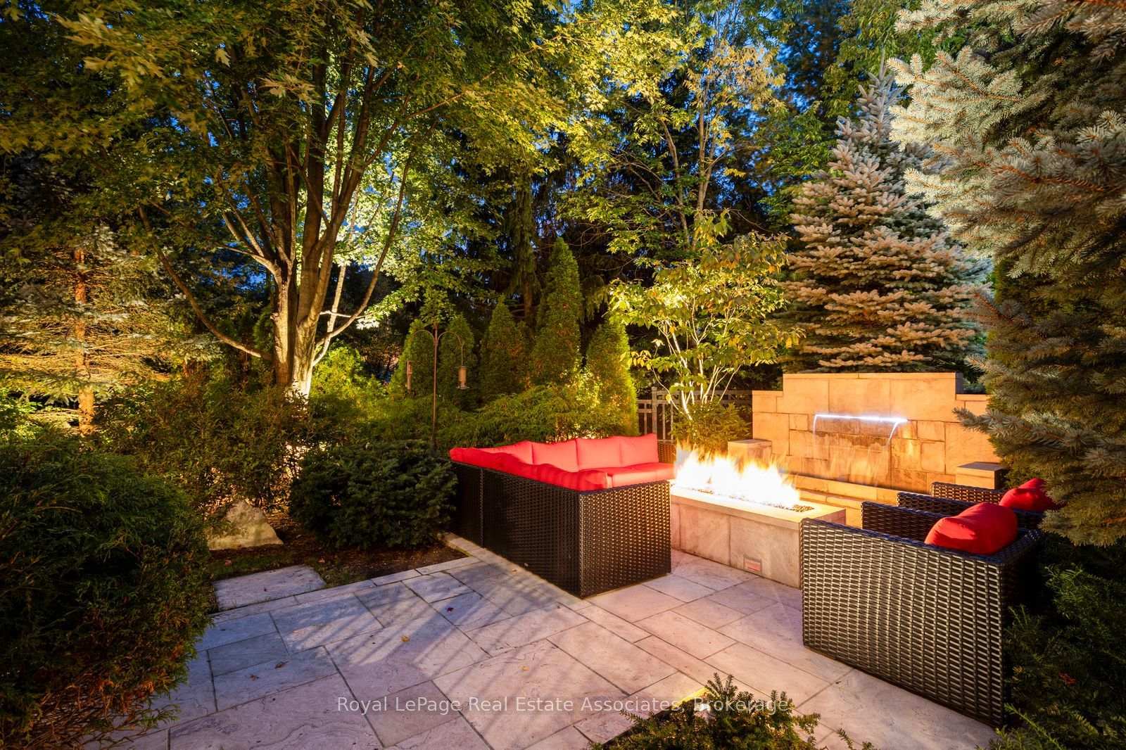 Photo 37 of 2196 Providence Road, Oakville, River Oaks — HOMEH