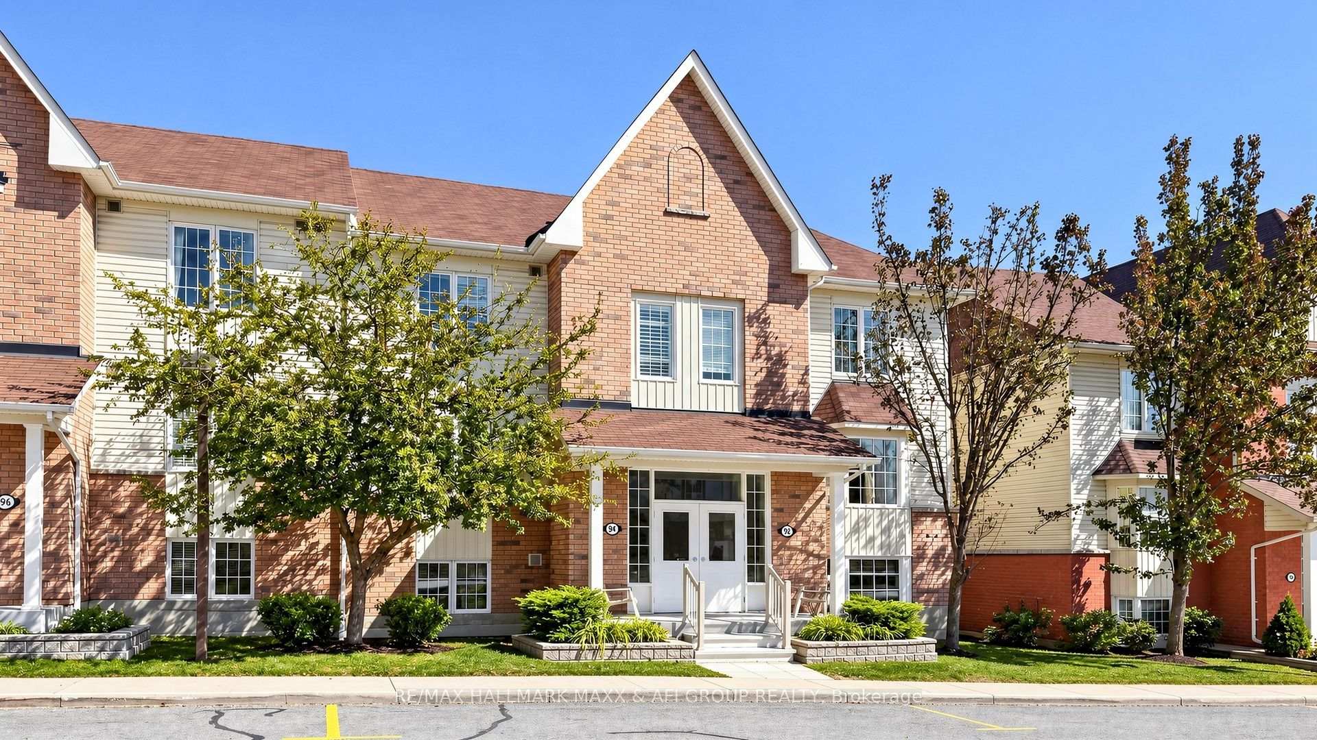 Photo 3 of Unit 2, 92 Petra Way, Whitby, Pringle Creek — HOMEH