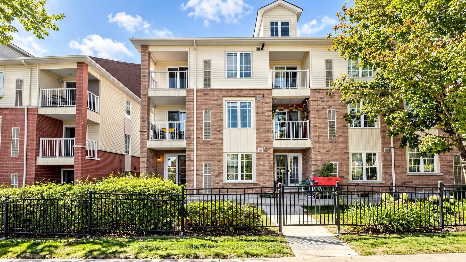Photo 49 of Unit 2, 92 Petra Way, Whitby, Pringle Creek — HOMEH