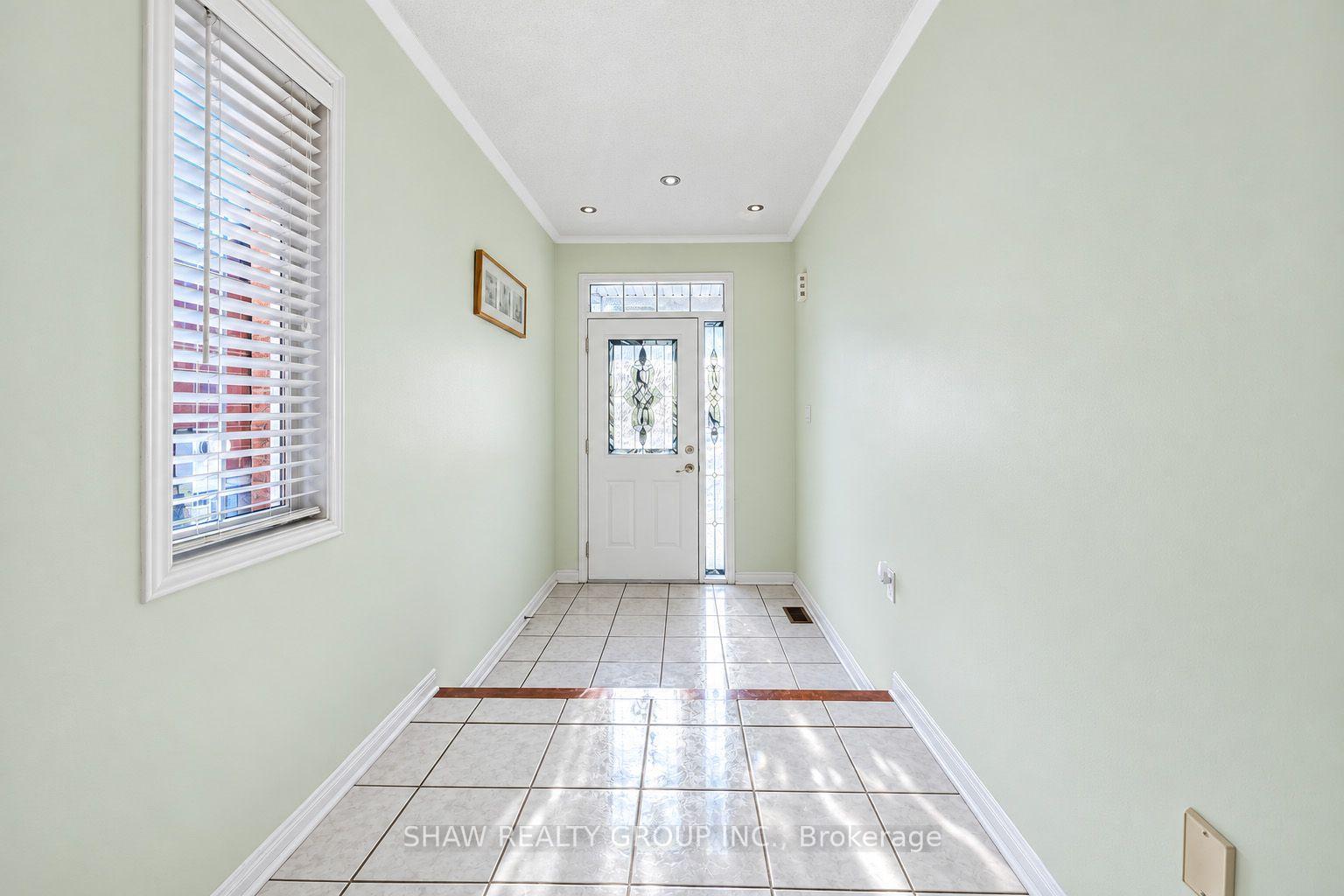 Photo 5 of 6484 Skipper Way, Mississauga, Meadowvale Village — HOMEH
