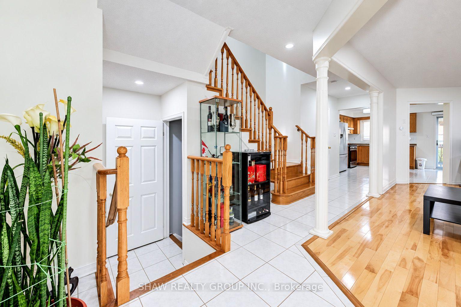 Photo 6 of 6484 Skipper Way, Mississauga, Meadowvale Village — HOMEH