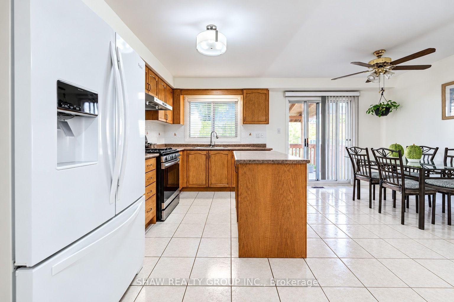 Photo 10 of 6484 Skipper Way, Mississauga, Meadowvale Village — HOMEH
