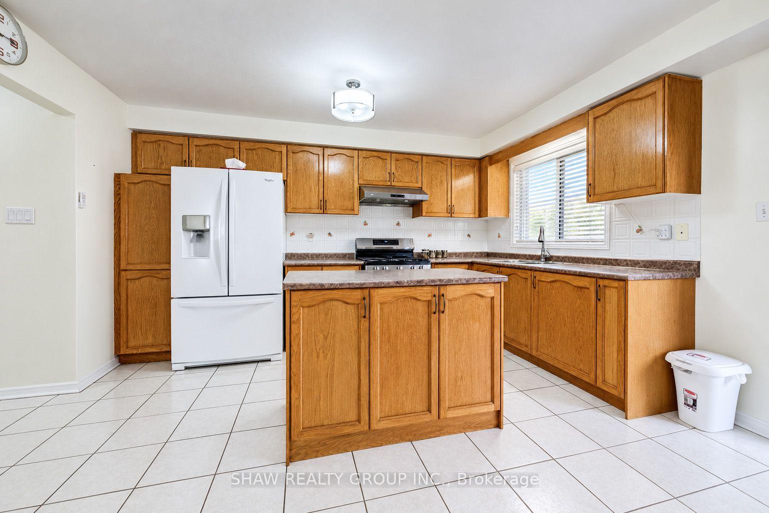 Photo 12 of 6484 Skipper Way, Mississauga, Meadowvale Village — HOMEH