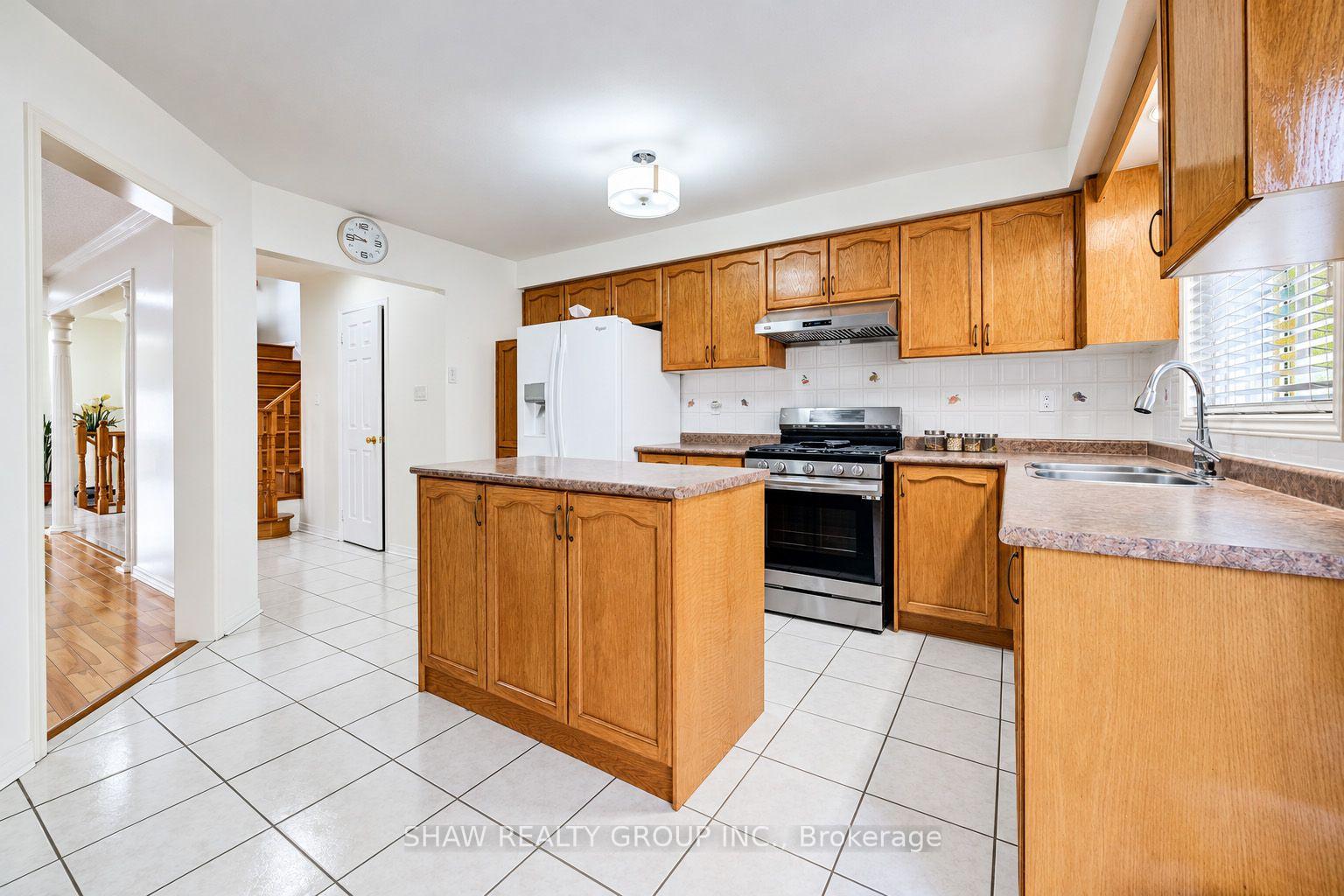 Photo 13 of 6484 Skipper Way, Mississauga, Meadowvale Village — HOMEH
